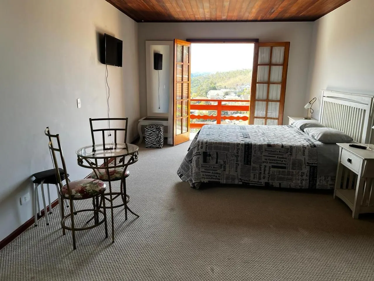 Homestay Sonho De Valsa Apartment Campos do Jordao Brazil