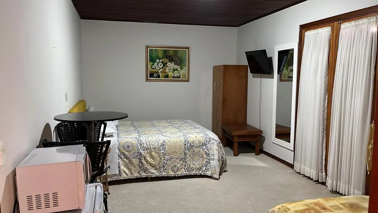 Homestay Sonho De Valsa Apartment Campos do Jordao Brazil